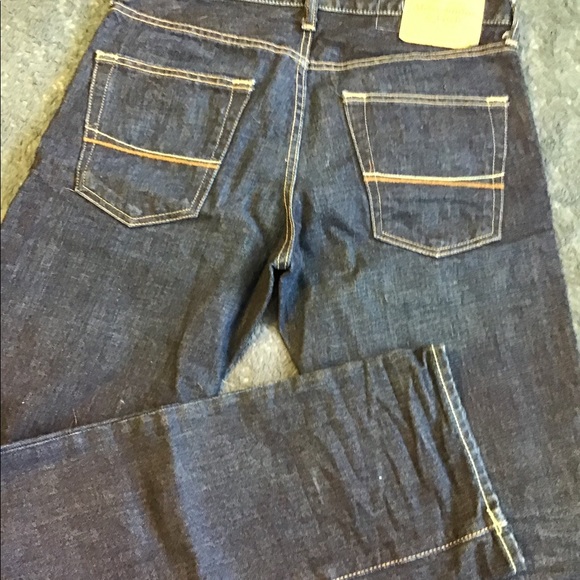 A&F young men’s new no tag bootcut jeans - Picture 4 of 4